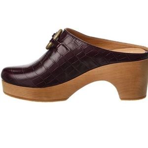 Frame Burgundy clogs; worn twice; size 8